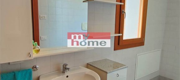 3 Schlafzimmer Wohnung in Castelfranco Veneto, Italy, Nr. 353838 13