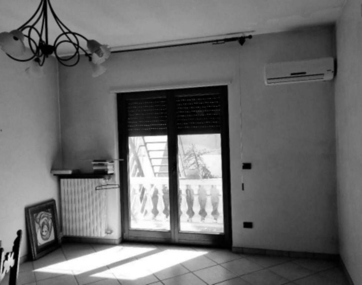 Вилла с 4 комнатами в Мезанье, Италия № 181000