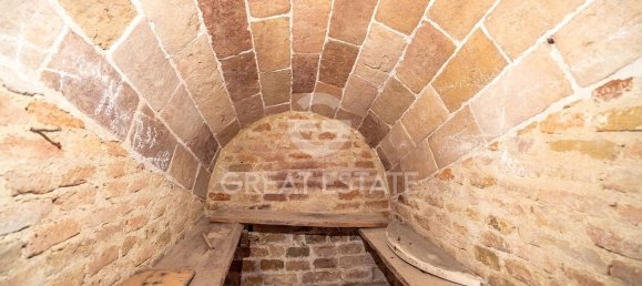 19 bedrooms House in Castiglione del Lago, Italy No. 338961 27