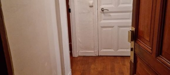 1 bedroom Apartment in Fontenay-sous-Bois, France No. 279843 7