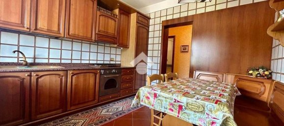 6 bedrooms Villa in Ranzanico, Italy No. 195905 3