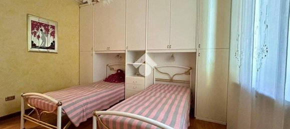 6 bedrooms Villa in Ranzanico, Italy No. 195905 16