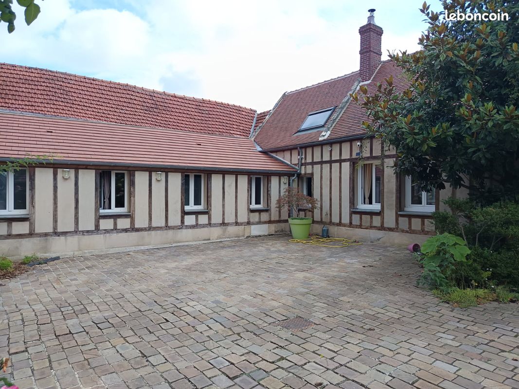 4 Schlafzimmer Haus in Villers-sur-Coudun, France, Nr. 322889