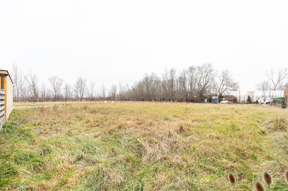 Grundstück in Neusiedl am See, Austria 405m², Nr. 71627