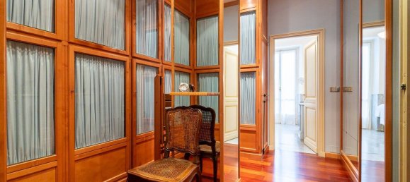 6 rooms Apartment in Turin, Italy No. 120219 13