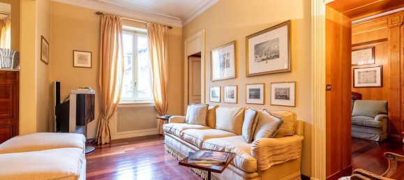6 rooms Apartment in Turin, Italy No. 120219 6