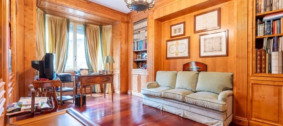 6 rooms Apartment in Turin, Italy No. 120219 17