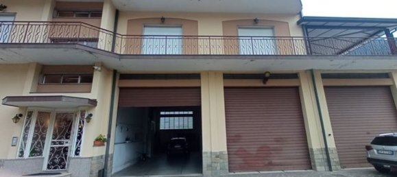 5 rooms Apartment in Sarezzo, Italy No. 335553 3