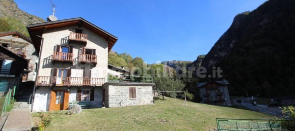 4 غرف نوم فيلا في Antey Saint Andre, Italy رقم 142385 3