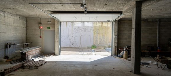 2495m² Warehouse in Cascais, Portugal No. 60919 8
