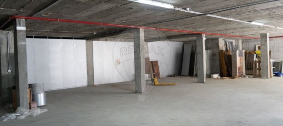 2495m² Warehouse in Cascais, Portugal No. 60919 7