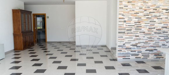 2495m² Warehouse in Cascais, Portugal No. 60919 11