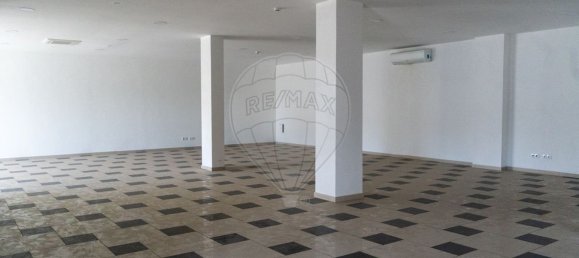 2495m² Warehouse in Cascais, Portugal No. 60919 18