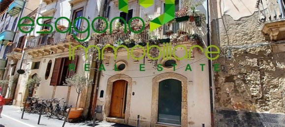 Edificio en Syracuse, Italy 240 m² No. 250087 26