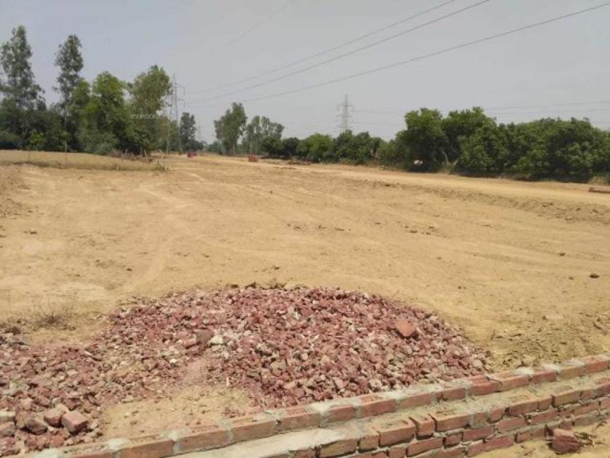  Land in Lucknow, India No. 32703