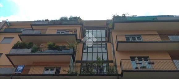 4 rooms Apartment in Bergamo, Italy No. 4683 3