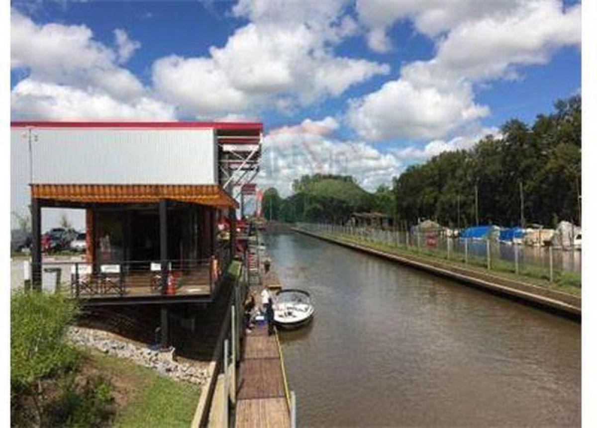  Commercial property in Tigre, Argentina No. 29747