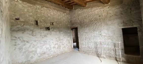 4 rooms House in Lastra a Signa, Italy No. 32601 8