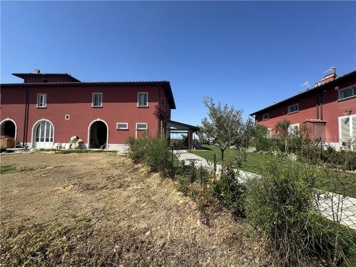 4 rooms House in Lastra a Signa, Italy No. 32601