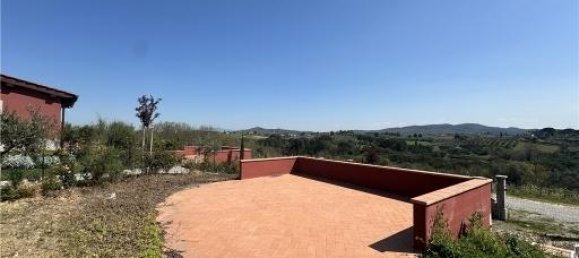 4 rooms House in Lastra a Signa, Italy No. 32601 2
