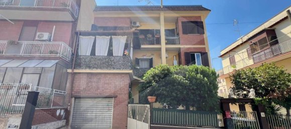 3-salle Appartement à Rome, Italy No. 28718 3