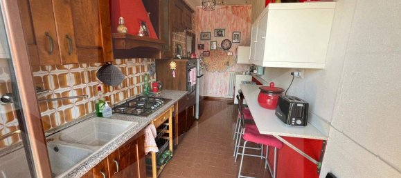 3-salle Appartement à Rome, Italy No. 28718 12