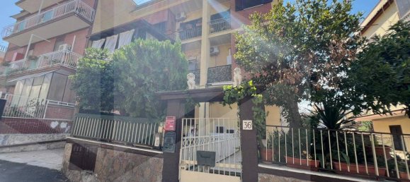 3-salle Appartement à Rome, Italy No. 28718 4