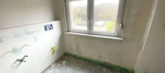 Коммерческая недвижимость с 4 спальнями в Зале-Хольцланд, Германия № 192325 5