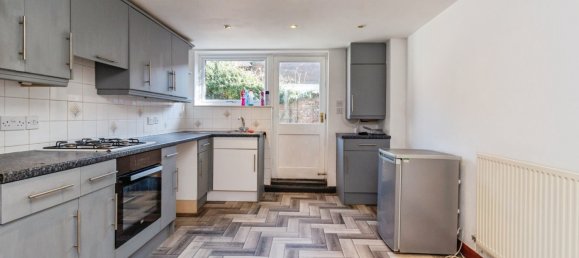 3 bedrooms House in Market Drayton, United Kingdom No. 1921 4