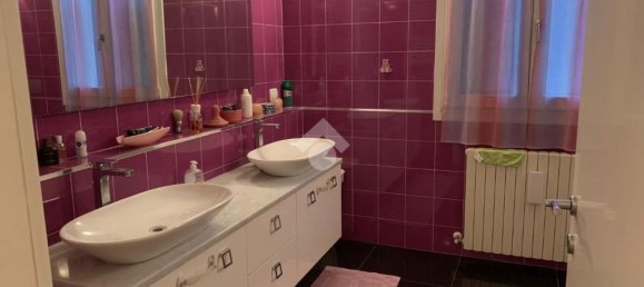 3 bedrooms Villa in Gonzaga, Italy No. 362854 6