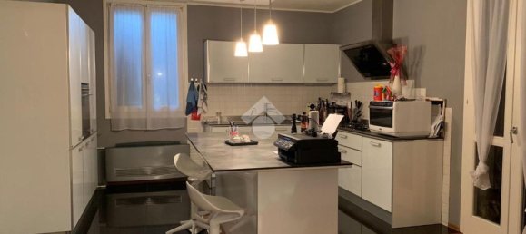 3 bedrooms Villa in Gonzaga, Italy No. 362854 5