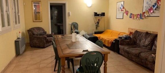 3 bedrooms Villa in Gonzaga, Italy No. 362854 2