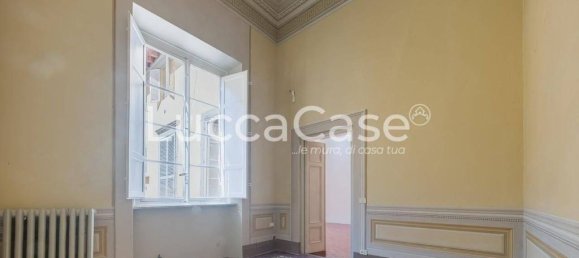3 bedrooms Apartment in Lucca, Italy No. 273998 12