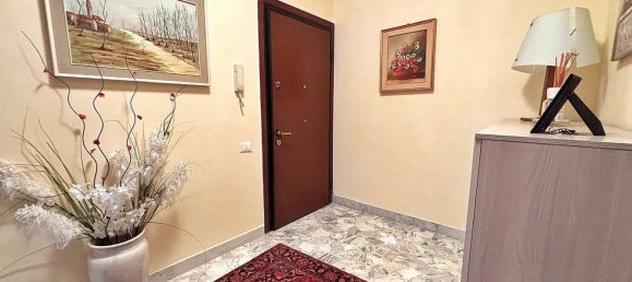 3غرفة شقة في Genoa, Italy رقم 157666 4