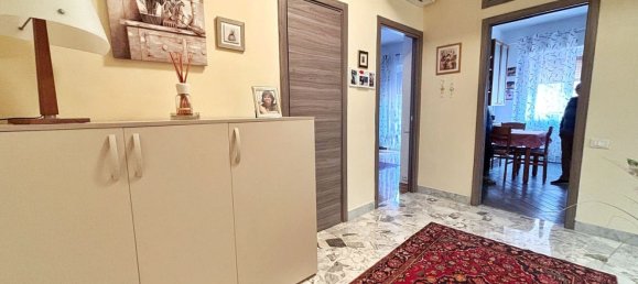 3غرفة شقة في Genoa, Italy رقم 157666 5