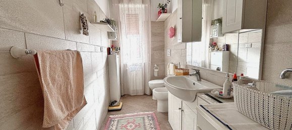 3غرفة شقة في Genoa, Italy رقم 157666 16