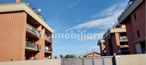 1 bedroom Apartment in Rome, Italy No. 261858 3