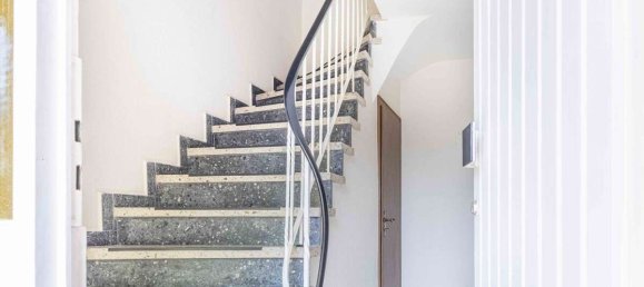 Casa de 6 divisões em Recklinghausen, Germany N.º 324688 3