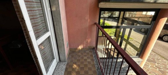 2-salle Appartement à Lentate sul Seveso, Italy No. 41669 10