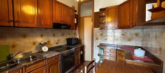 2-salle Appartement à Lentate sul Seveso, Italy No. 41669 7