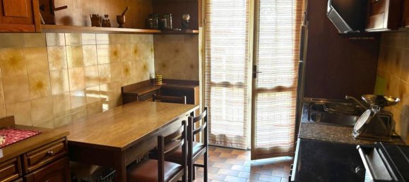 2-salle Appartement à Lentate sul Seveso, Italy No. 41669 8