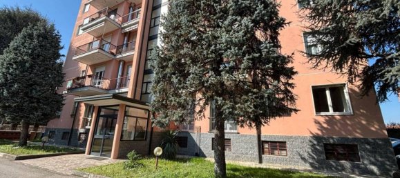 2-salle Appartement à Lentate sul Seveso, Italy No. 41669 19
