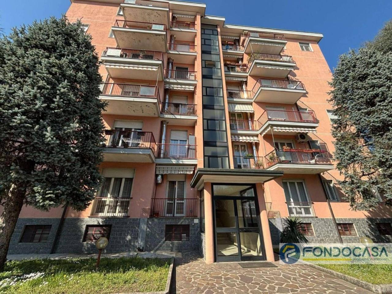 2-salle Appartement à Lentate sul Seveso, Italy No. 41669