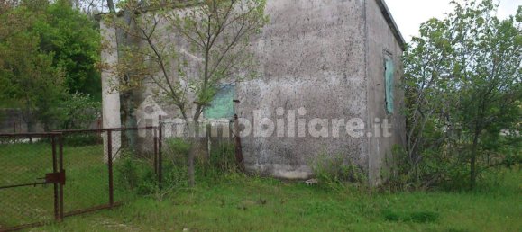 4 bedrooms House in Montecarotto, Italy No. 250930 5