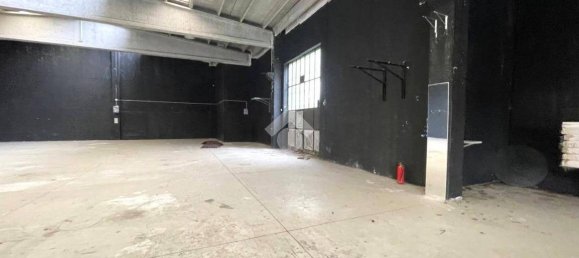 900m² Warehouse in Legnano, Italy No. 292371 14