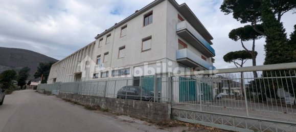 1غرفة عقار تجاري في Mercogliano, Italy رقم 123531 2