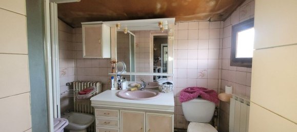 5 bedrooms House in Chateaumeillant, France No. 72415 11