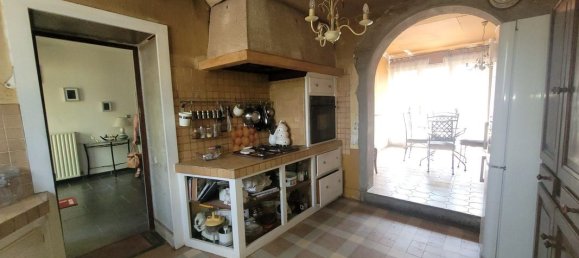 5 bedrooms House in Chateaumeillant, France No. 72415 10