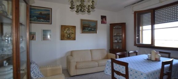 4 bedrooms Apartment in Orbetello, Italy No. 381643 6