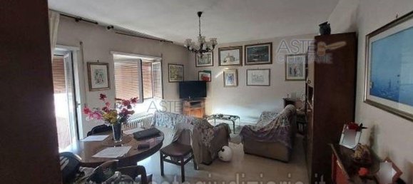 4 rooms Apartment in Rome, Italy No. 194515 26